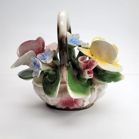 Italian Nuova Capodimonte Porcelain Flower Basket Roses Decor Pd114 - Picture 1 of 11